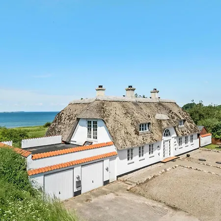 Сasa de vacaciones Impresionante Casa De 4 En Assens